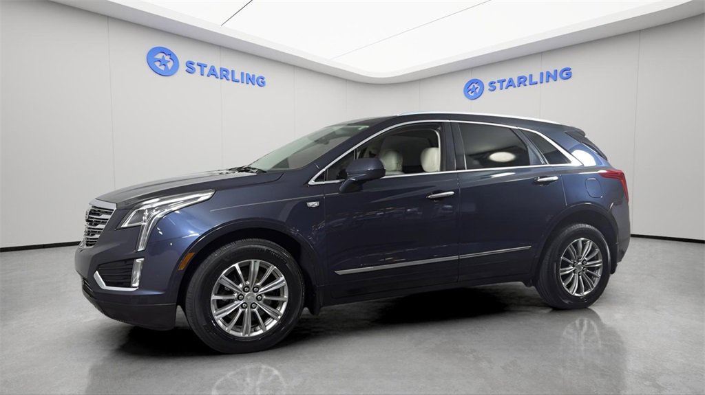 Used 2018 Cadillac XT5 Luxury w/ Driver Awareness Package image 4