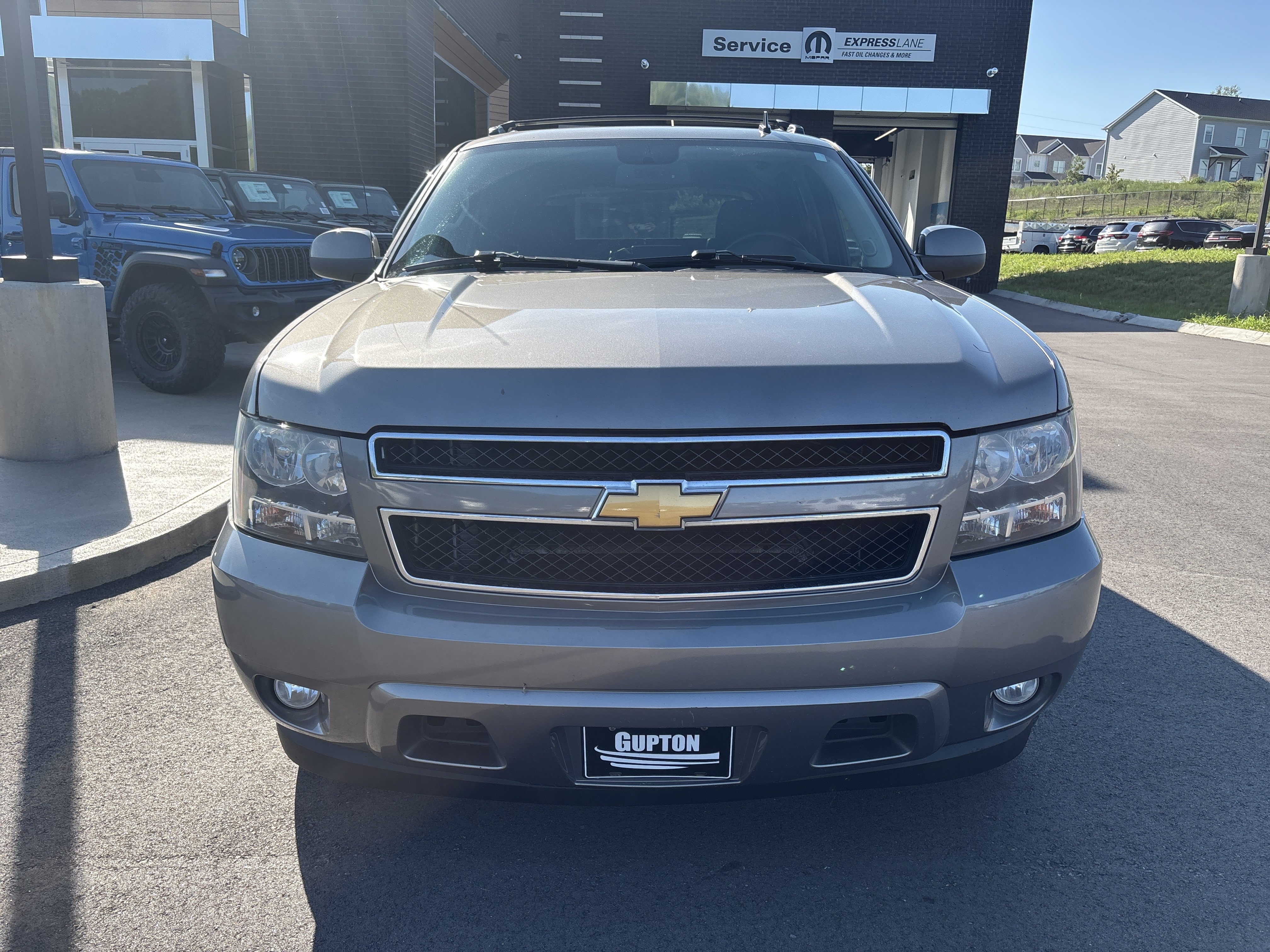 Used 2012 Chevrolet Avalanche LT RWD image 8