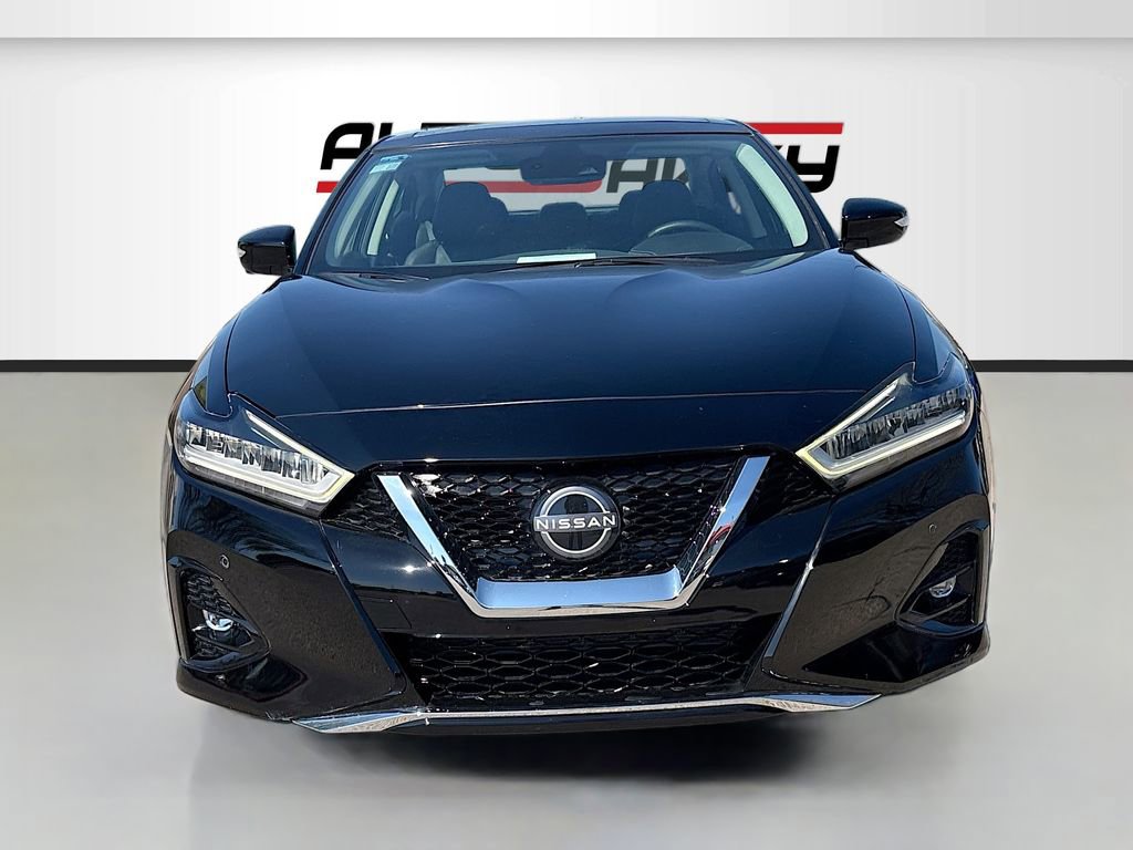 Used 2023 Nissan Maxima Platinum w/ Sport Mat Group image 2