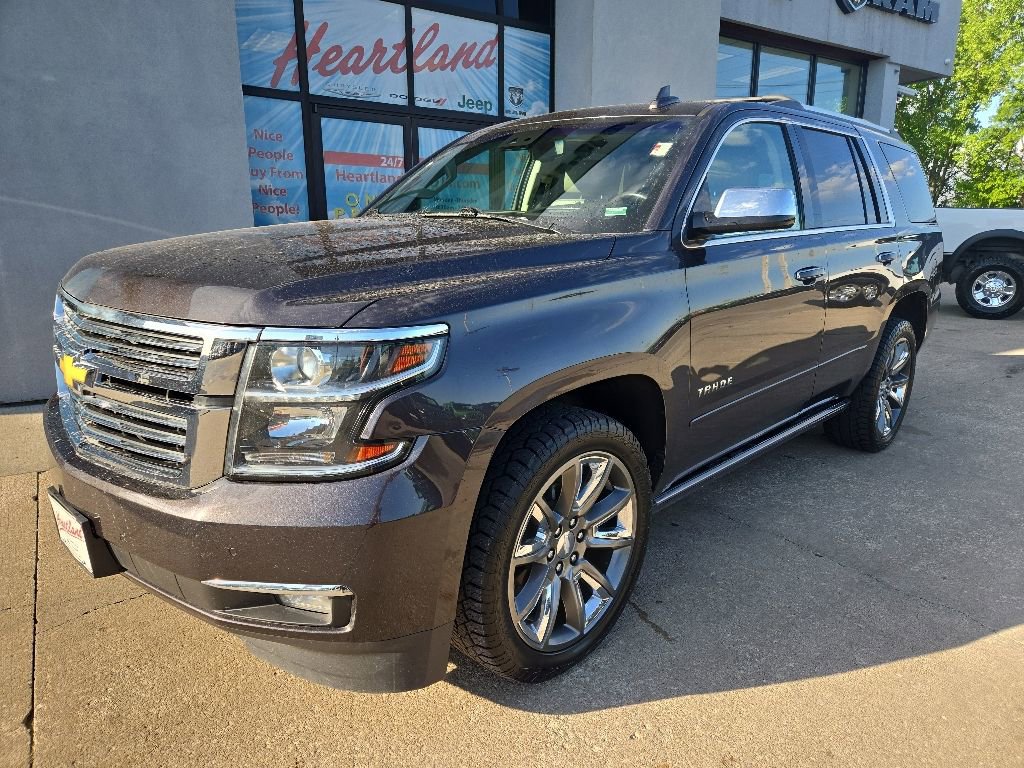 Used 2018 Chevrolet Tahoe Premier AWD/4WD image 2