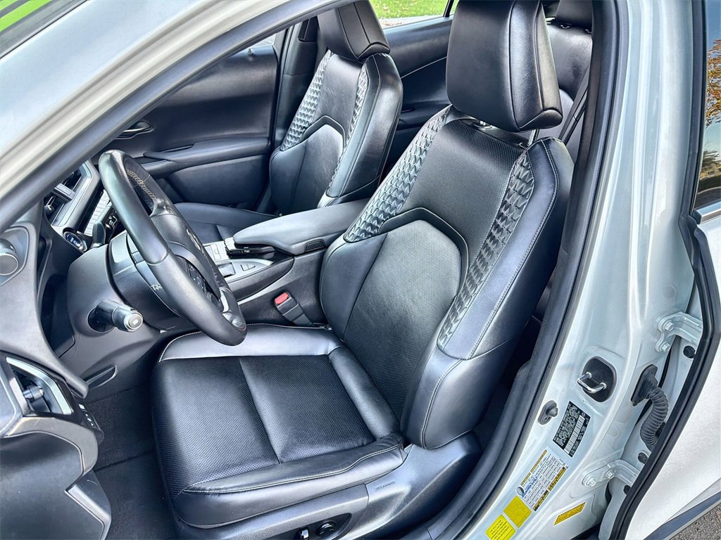 Used 2020 Lexus UX 250h w/ Premium Package image 13