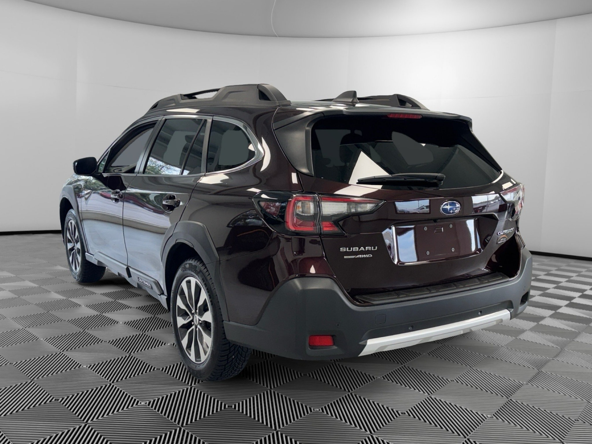 Used 2023 Subaru Outback Limited AWD/4WD image 6
