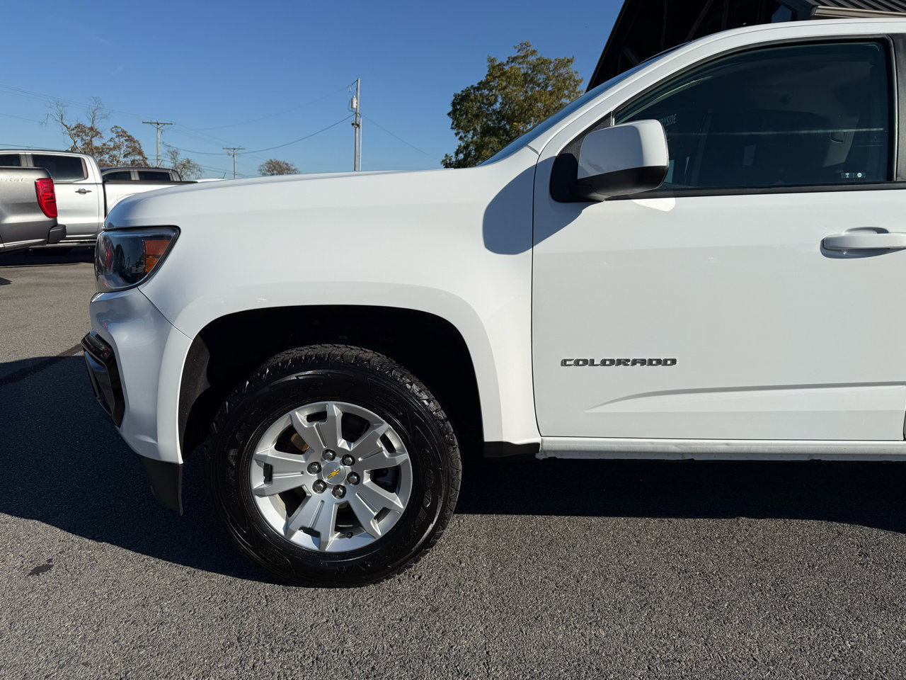 Used 2022 Chevrolet Colorado LT w/ Fleet Safety Package image 32