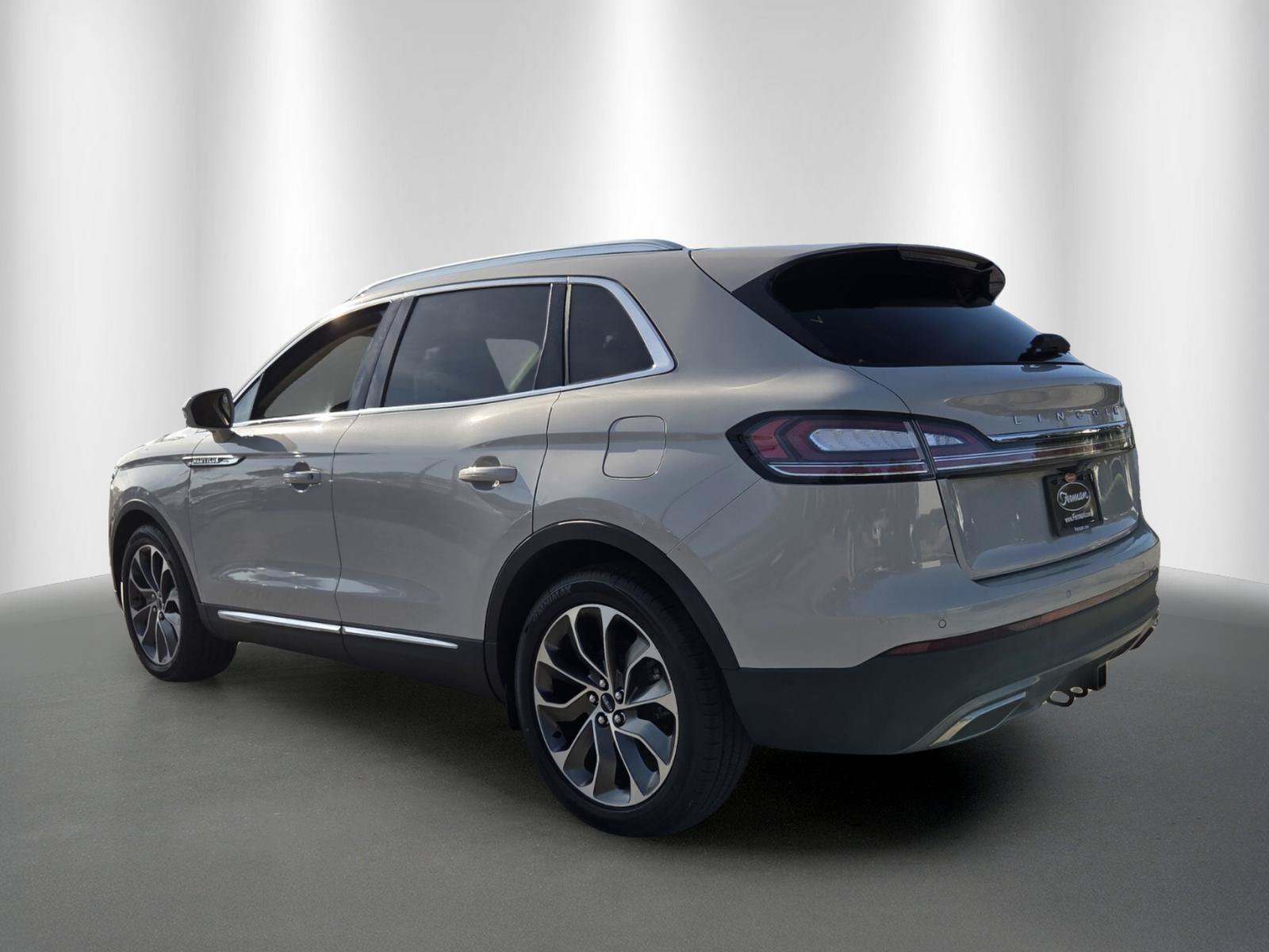 Used 2021 Lincoln Nautilus Reserve w/ Equipment Group 201A FWD image 5