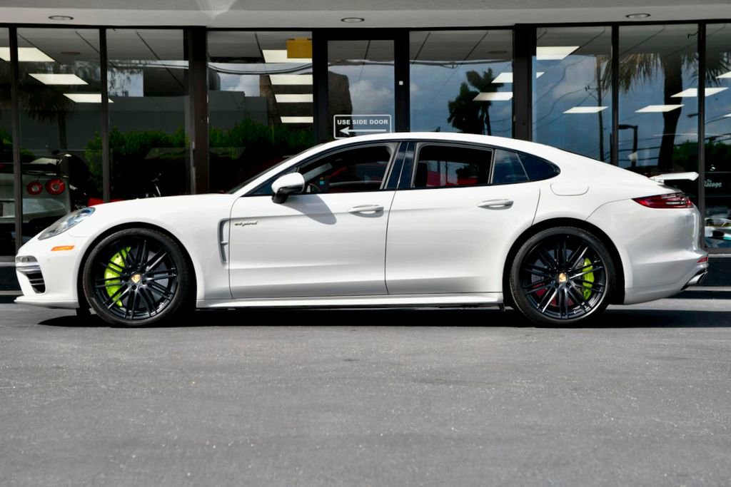 Used 2018 Porsche Panamera Turbo S image 10