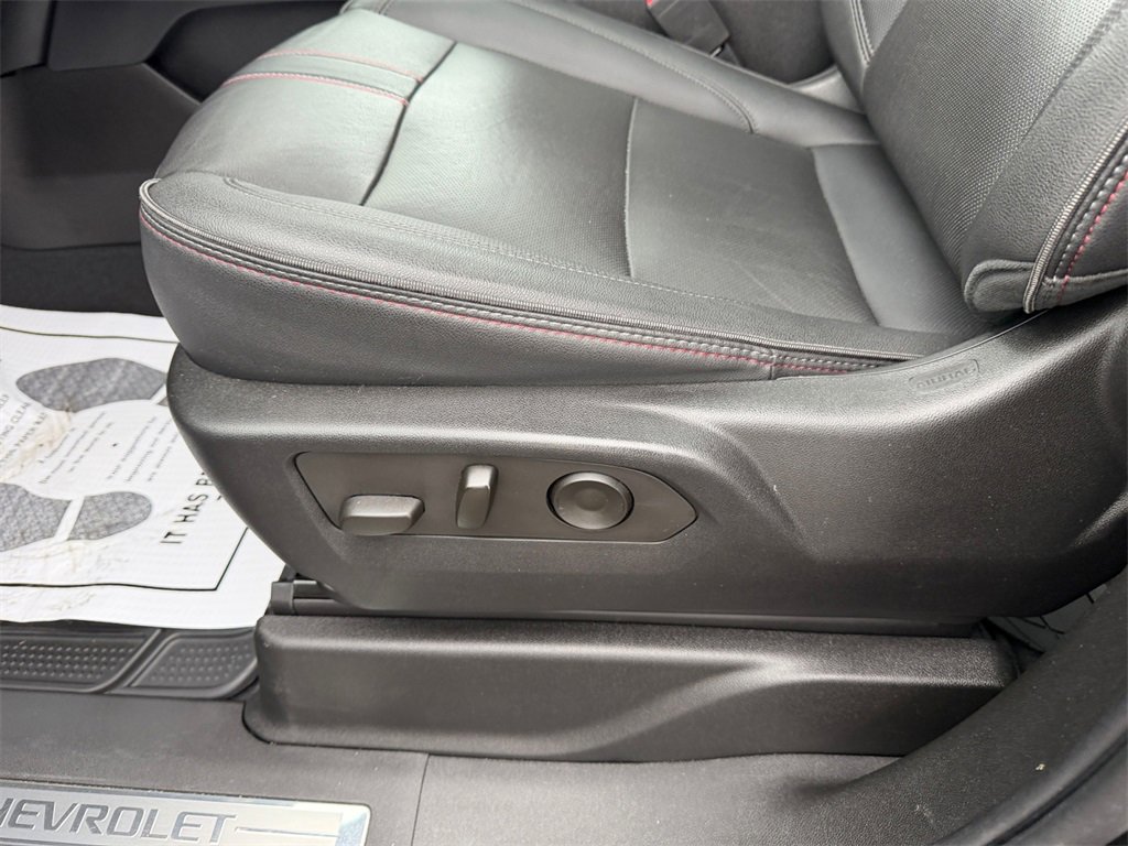 Used 2022 Chevrolet Tahoe RST w/ Luxury Package image 13