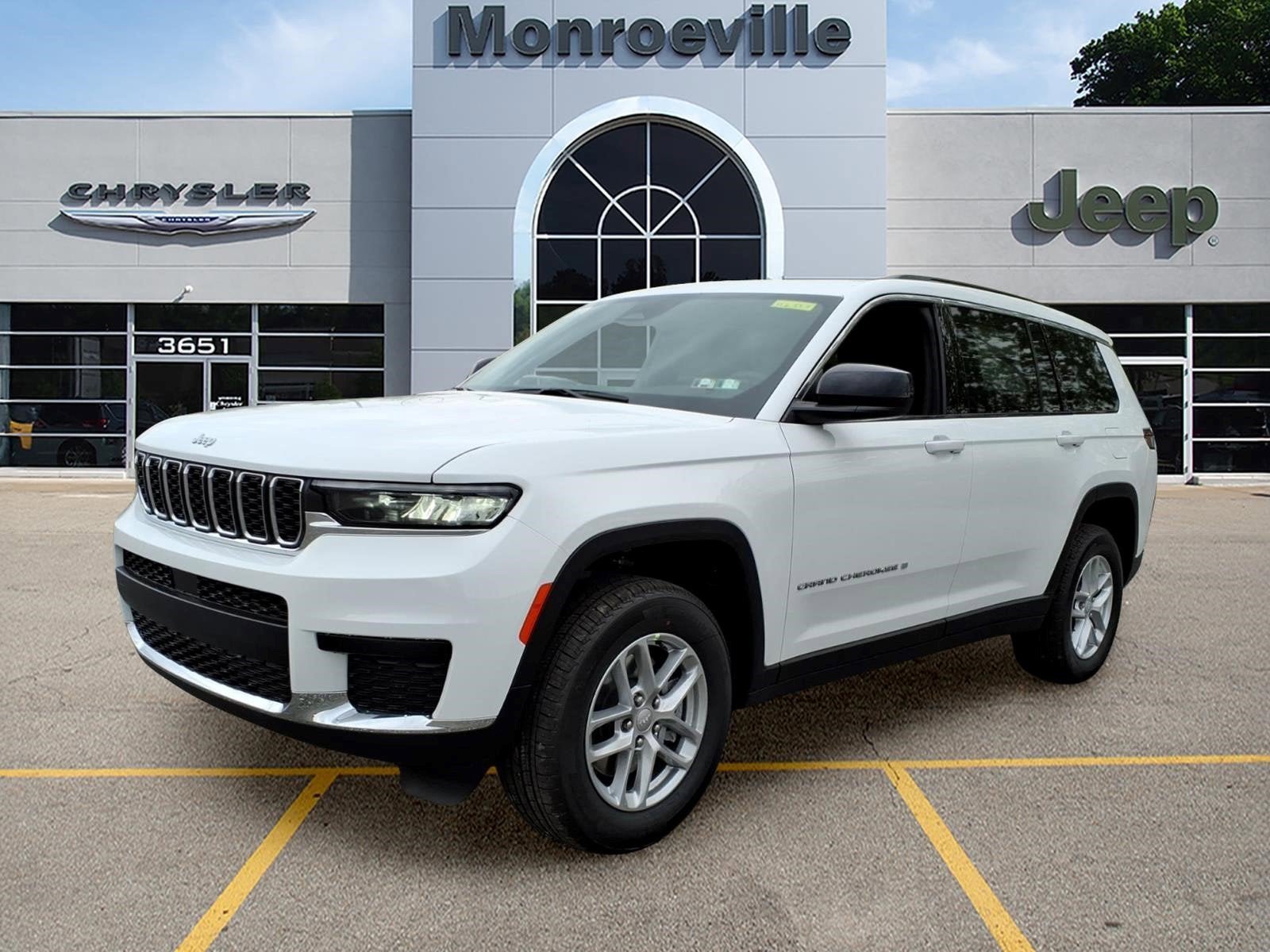 New 2026 Jeep Grand Cherokee L 4WD