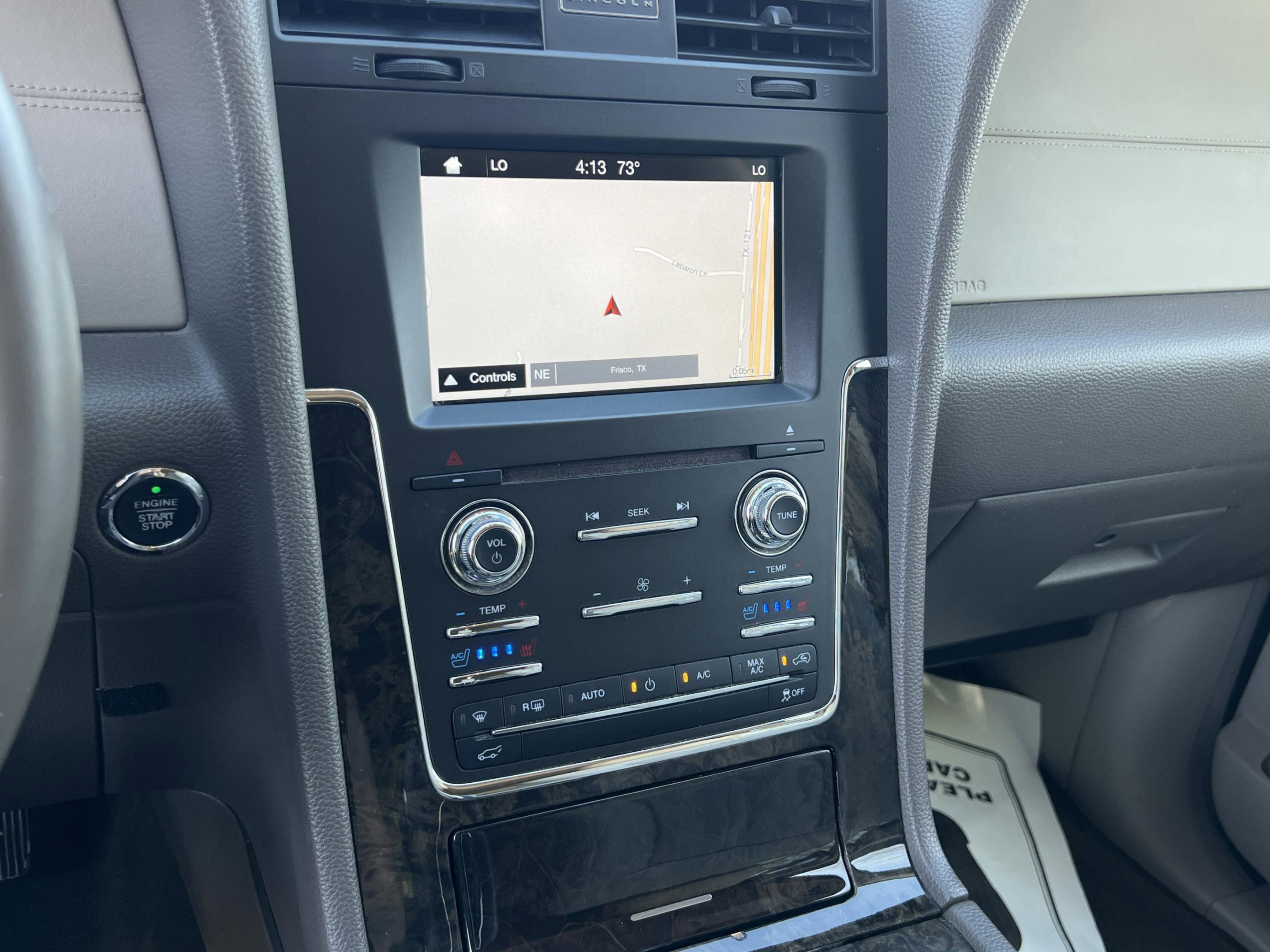 Used 2017 Lincoln Navigator Select image 20