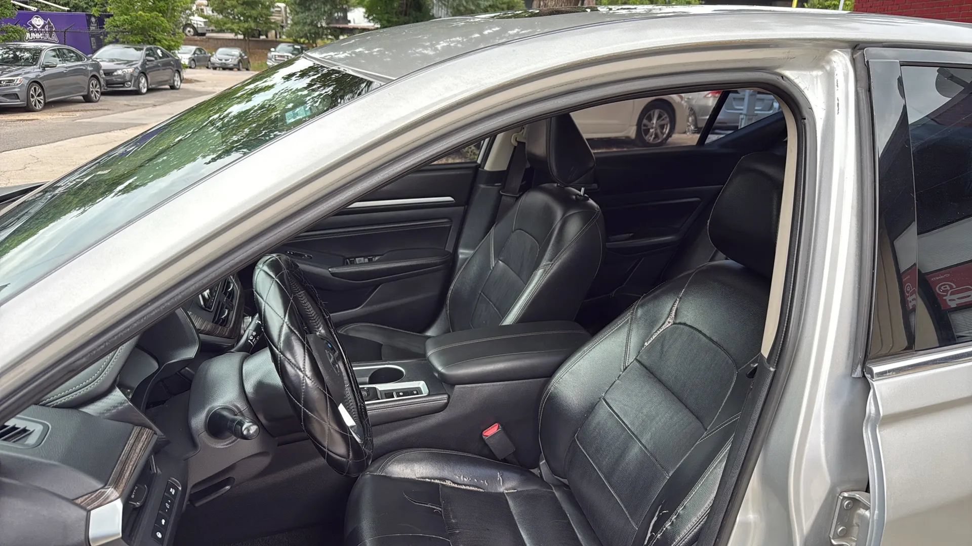 Used 2019 Nissan Altima 2.5 SL FWD image 14