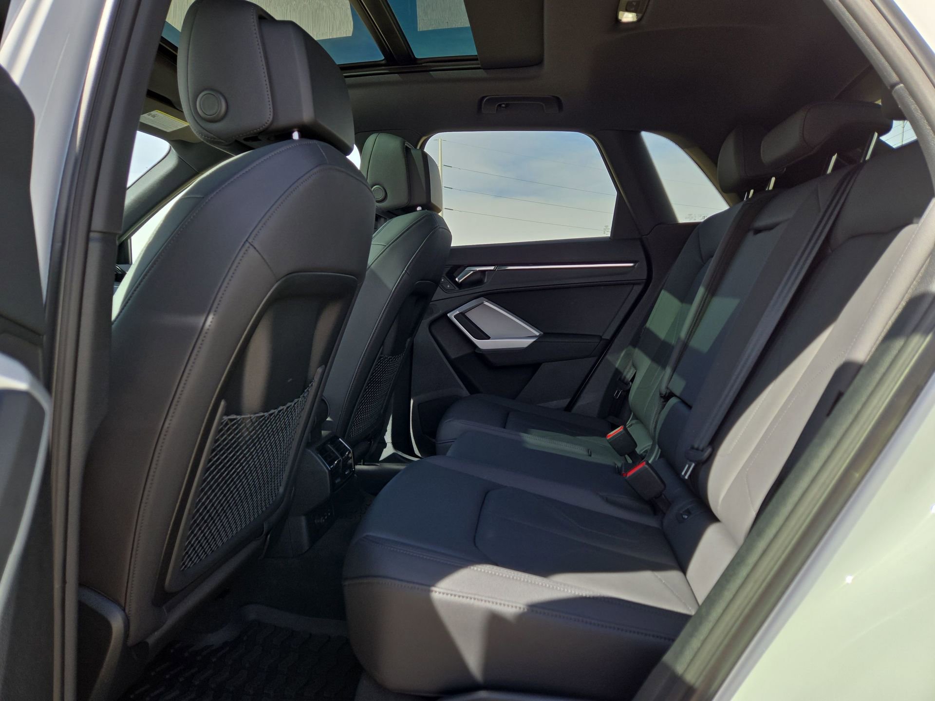 Certified 2025 Audi Q3 2.0T Premium w/ Convenience Package image 13