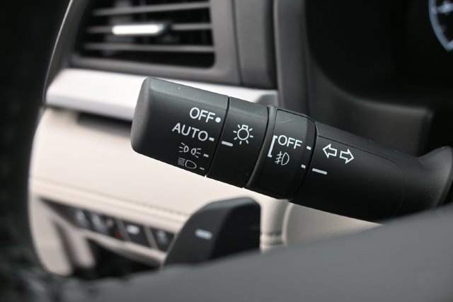 Used 2026 Honda Odyssey EX-L image 17