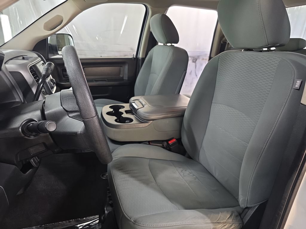 Used 2013 RAM 1500 Express AWD/4WD image 17