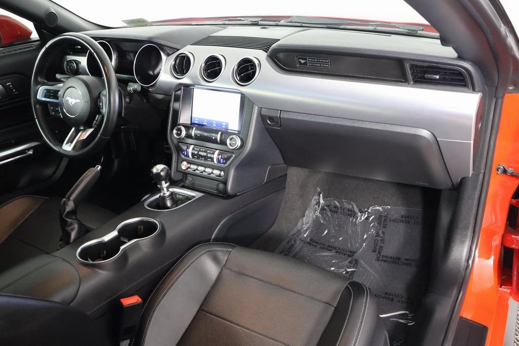Used 2020 Ford Mustang GT Premium RWD image 8