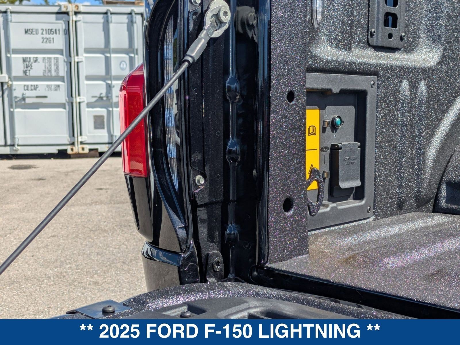 New 2025 Ford F150 Lightning Lariat image 15