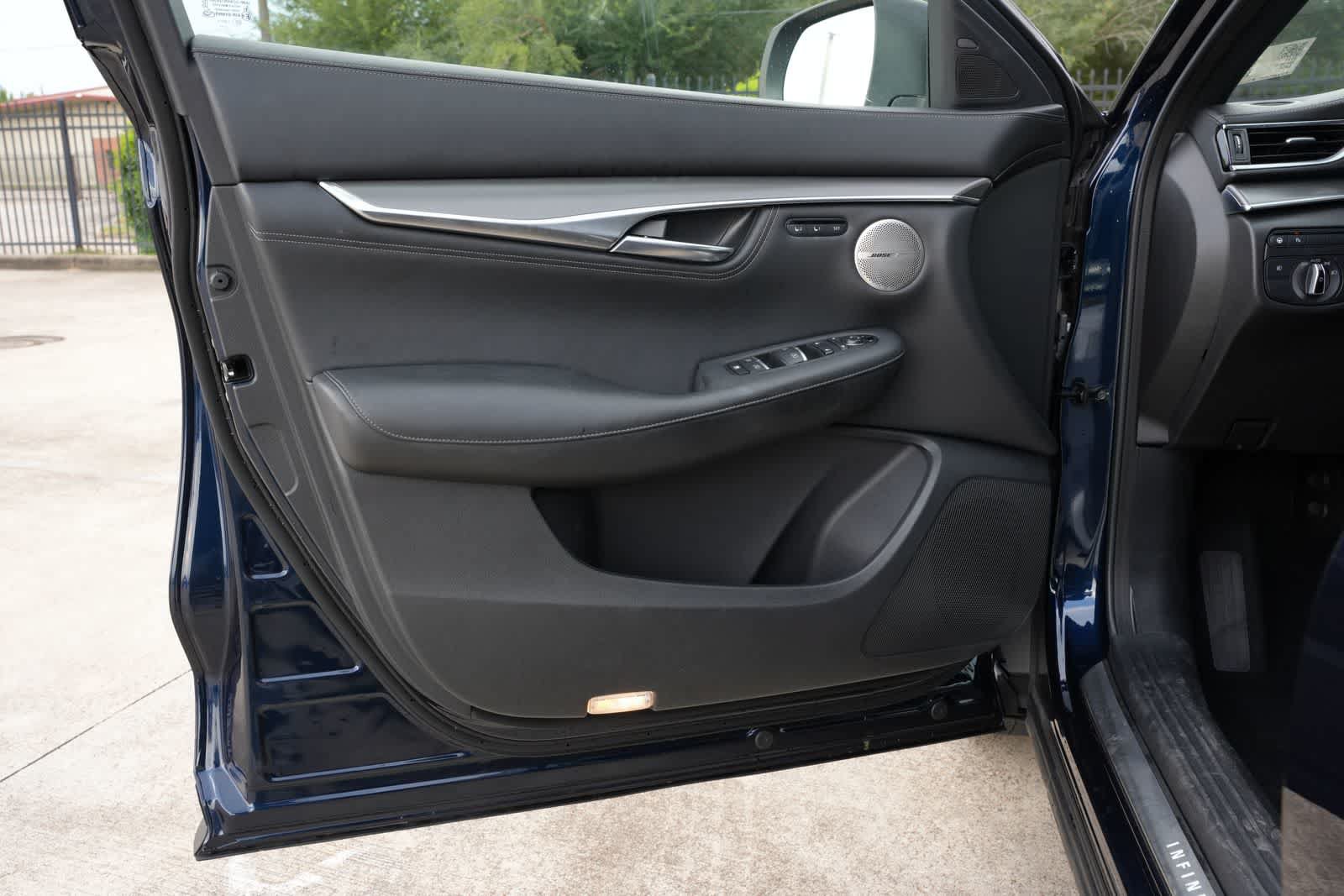 Used 2023 INFINITI QX55 Essential AWD/4WD image 18