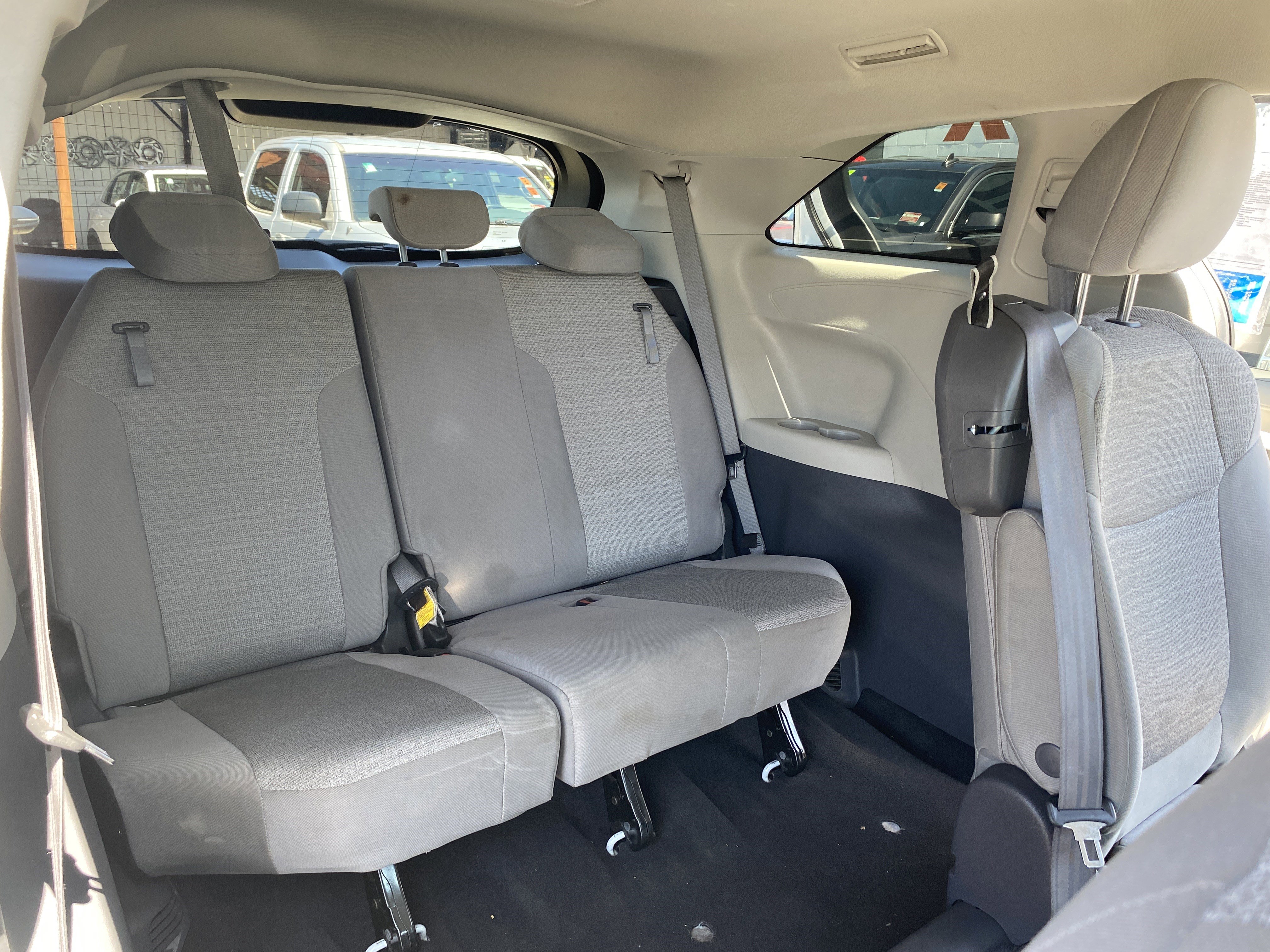 Used 2021 Toyota Sienna LE image 19