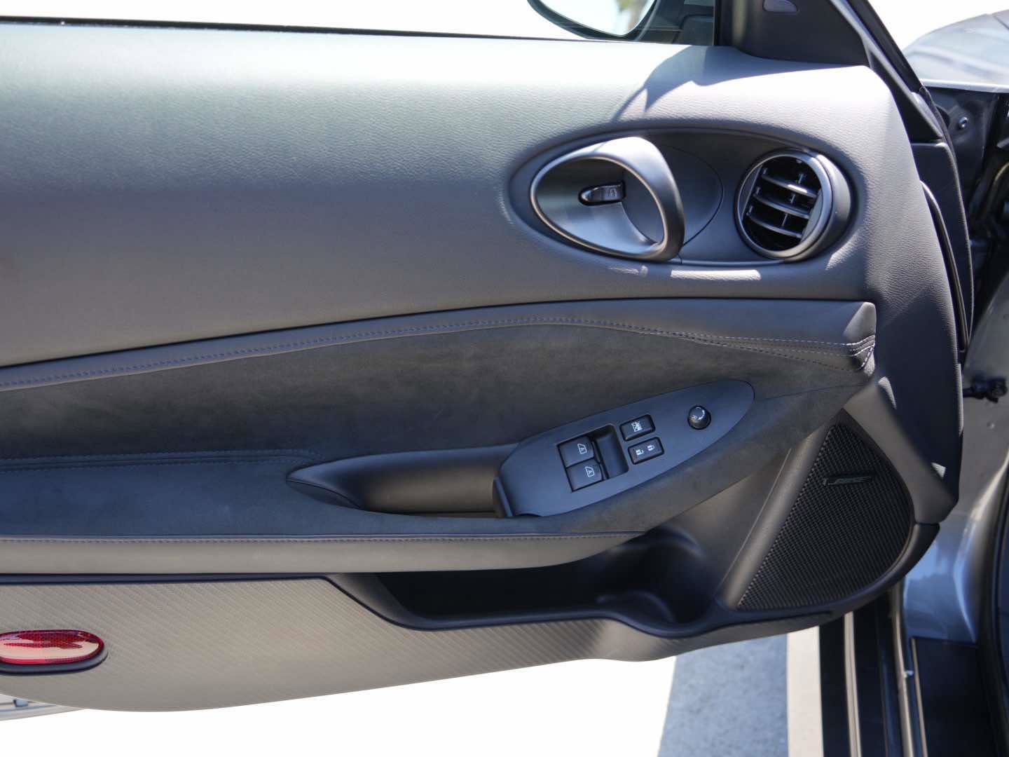 Used 2024 Nissan Z Performance w/ Floor Mat Package RWD image 8