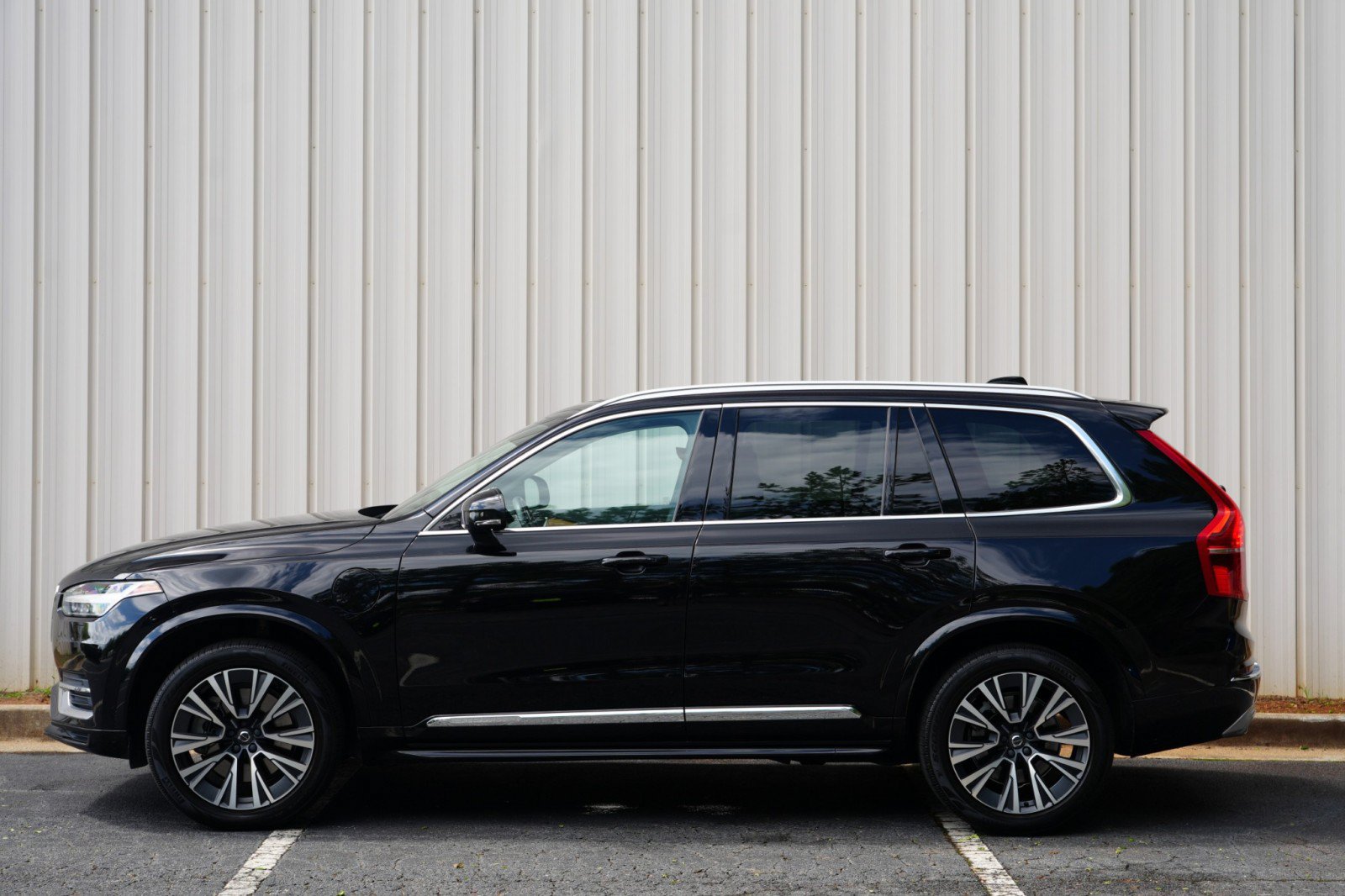 Used 2021 Volvo XC90 T8 Inscription Expression w/ Protection Package Premier AWD/4WD image 50