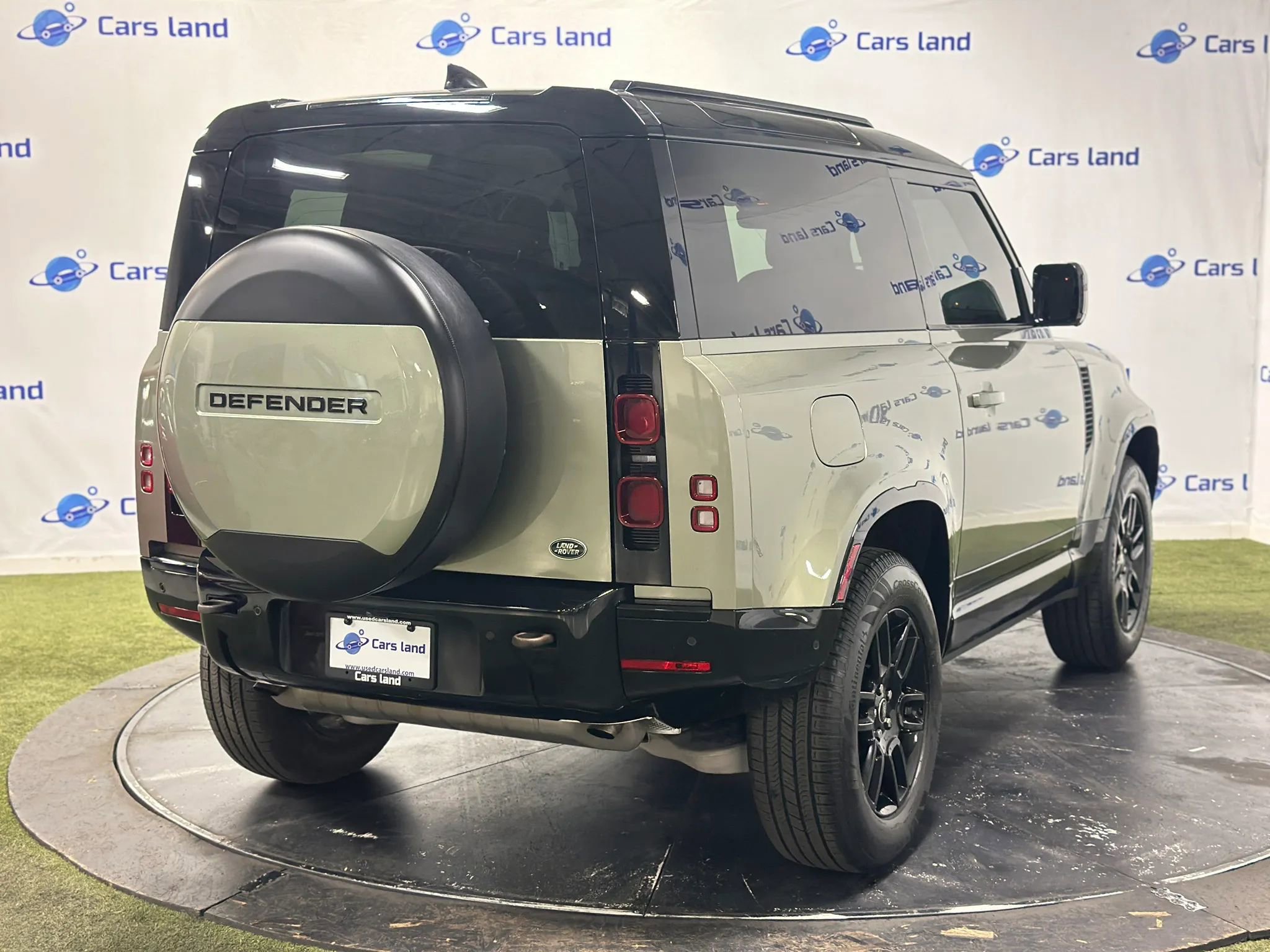 Used 2023 Land Rover Defender 90 X-Dynamic SE AWD/4WD image 3