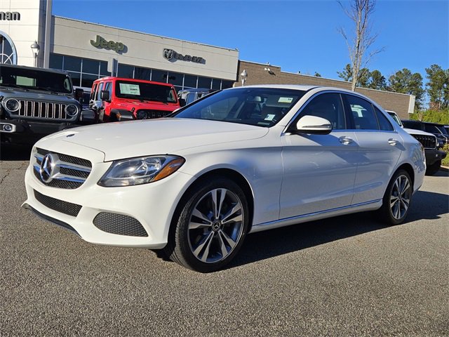 Used 2018 Mercedes-Benz C 300 4MATIC Sedan image 4