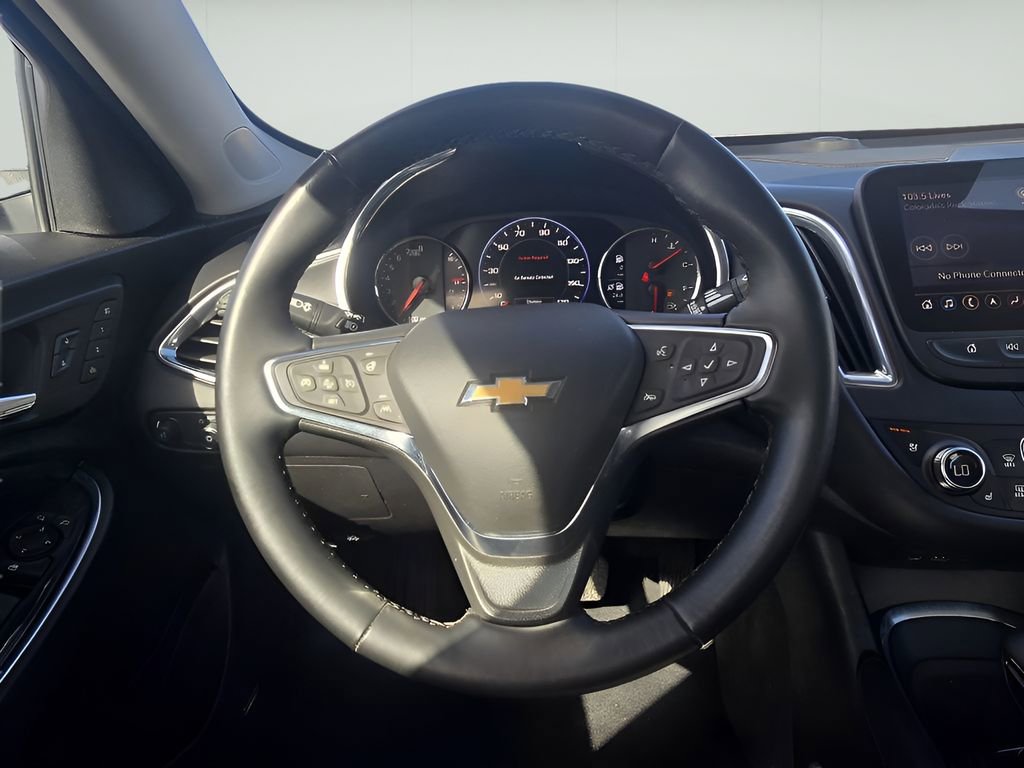 Used 2024 Chevrolet Malibu LT image 28