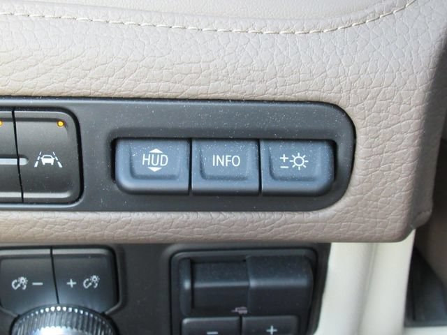 Used 2024 GMC Yukon Denali w/ Denali Reserve Package AWD/4WD image 26