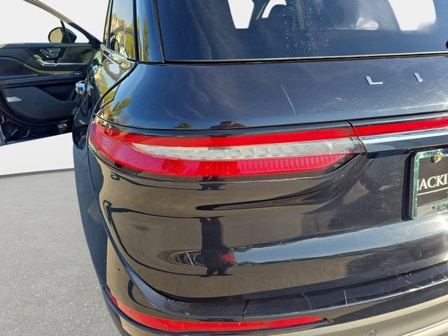 Used 2022 Lincoln Corsair AWD w/ Premium Package image 33