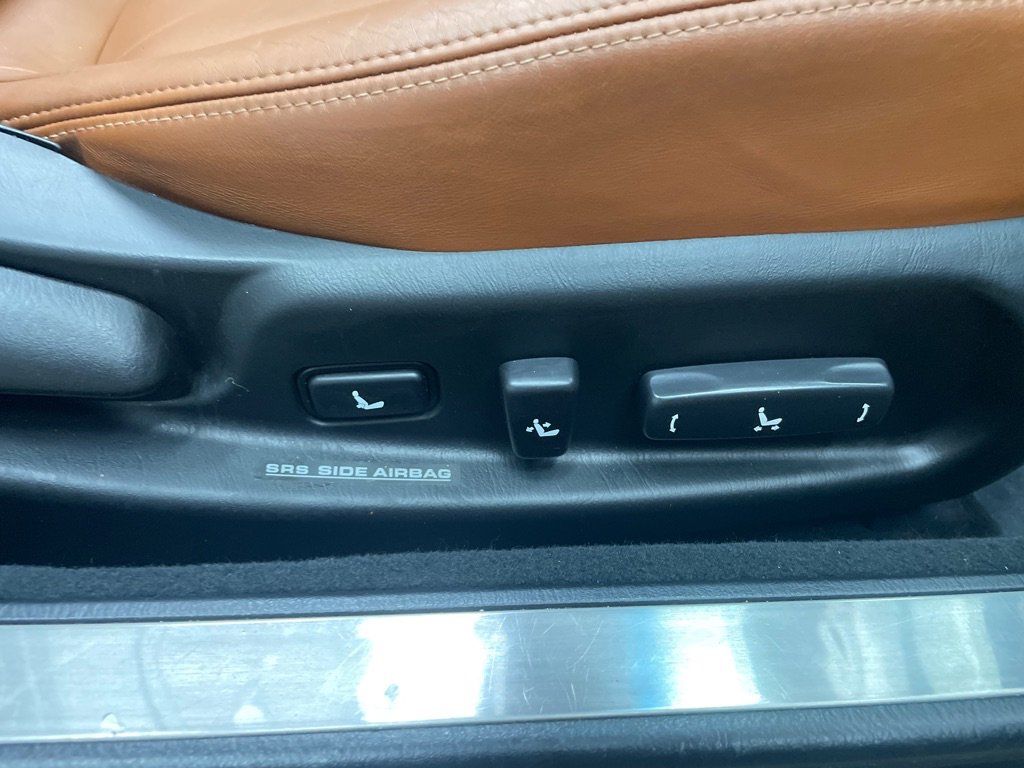 Used 2002 Lexus SC 430 Convertible image 40