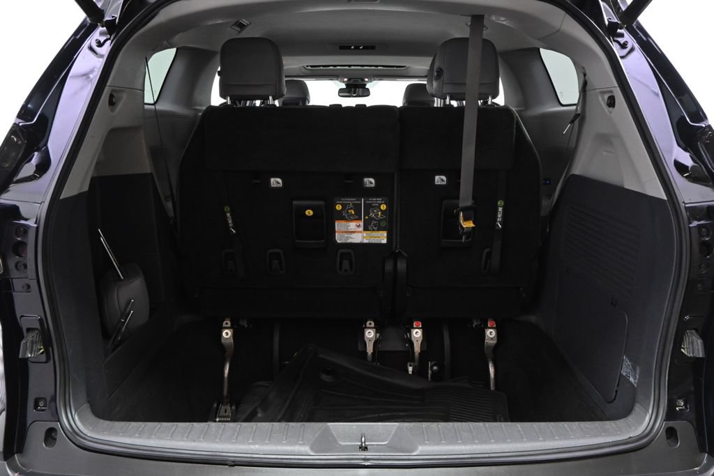 Used 2021 Toyota Sienna XLE w/ XLE Plus Package AWD/4WD image 19