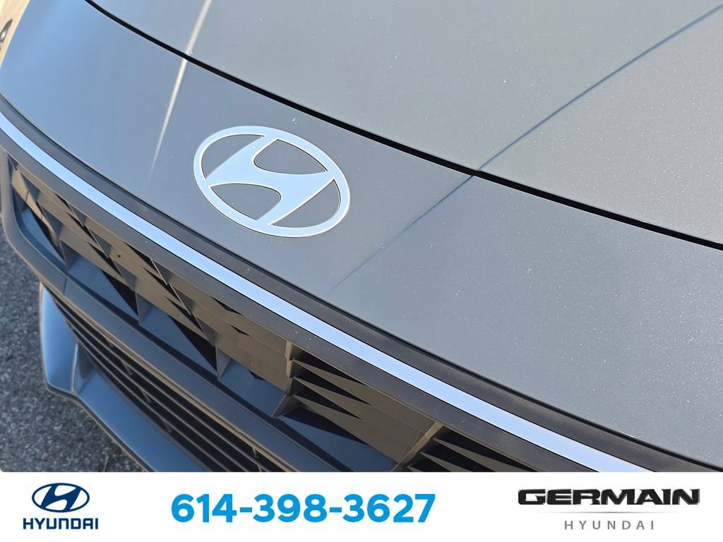 Certified 2026 Hyundai Elantra SE FWD image 14