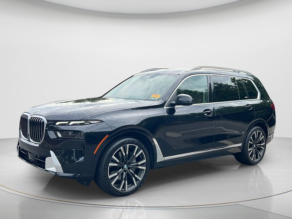 Certified 2025 BMW X7 xDrive40i w/ Premium Package AWD/4WD image 1