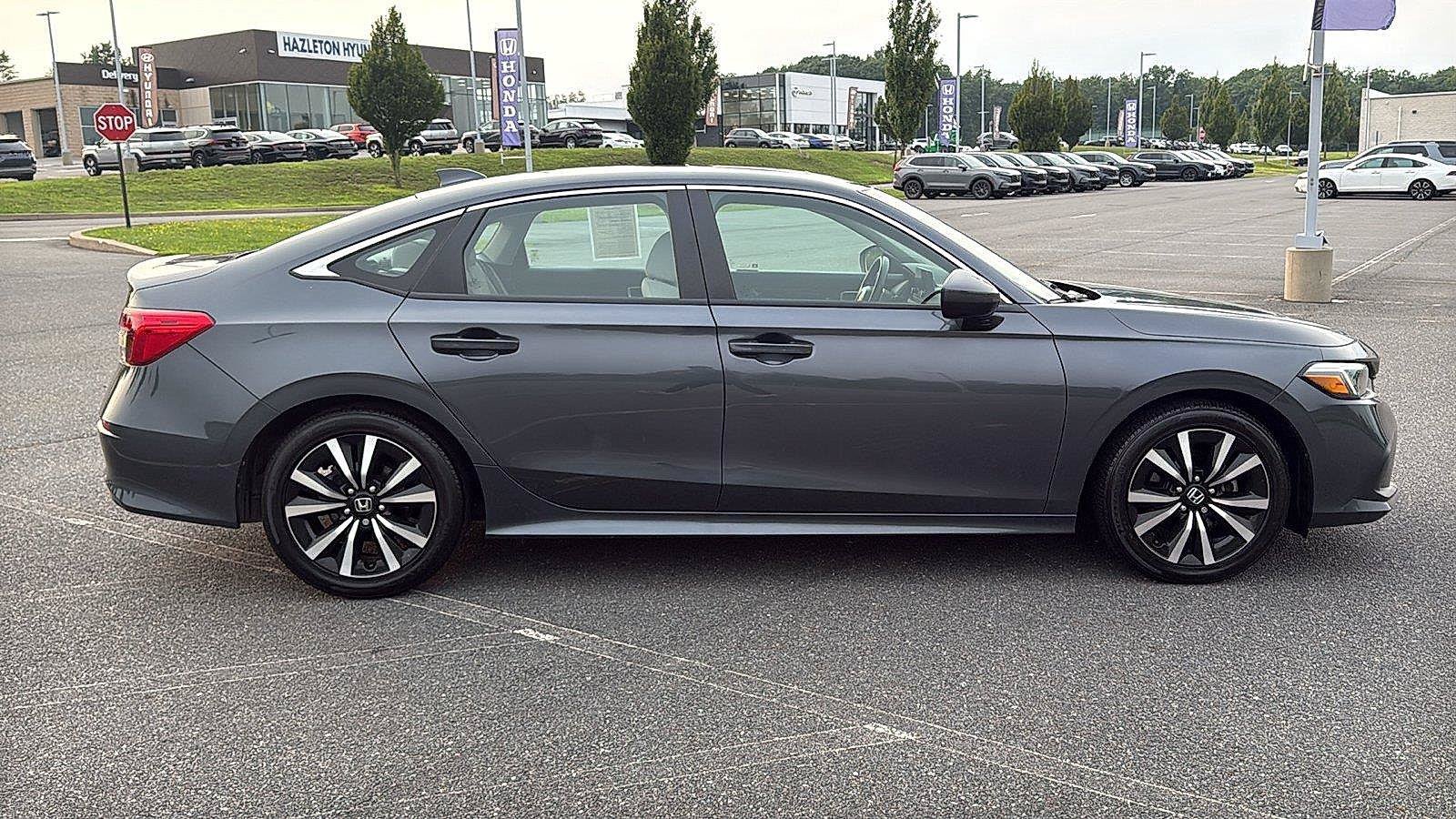 Used 2024 Honda Civic EX image 4
