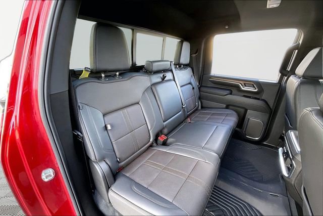 Used 2024 Chevrolet Silverado 2500 High Country w/ High Country Premium Package image 17