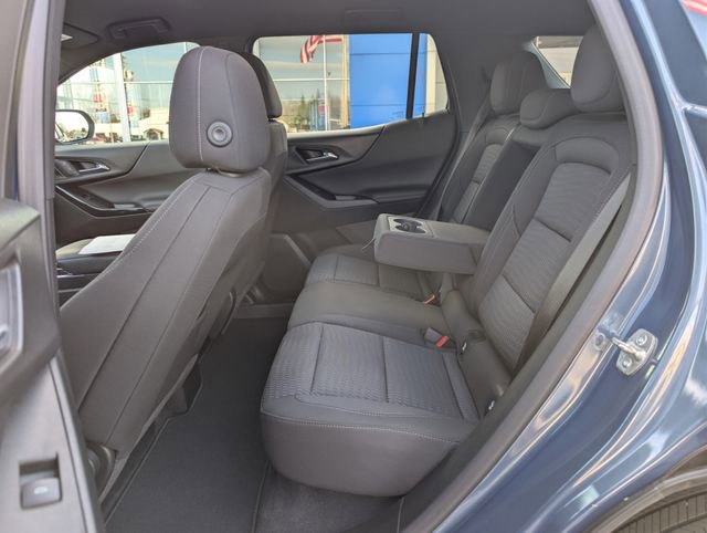 Used 2025 Chevrolet Equinox LT w/ Midnight Edition image 15