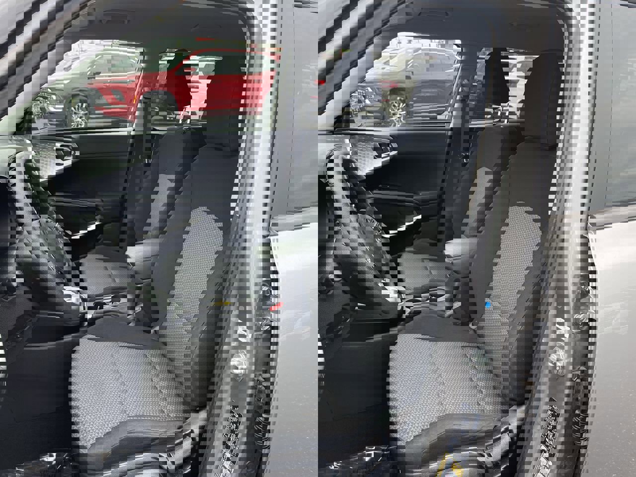 Used 2023 Kia Soul LX w/ Option Group 015 FWD image 18