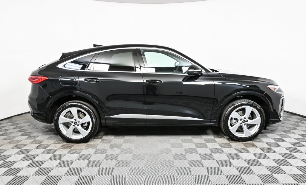 New 2025 Audi Q5 Premium Plus image 2