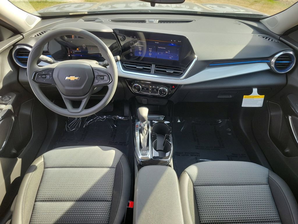 New 2026 Chevrolet Trax LT image 10
