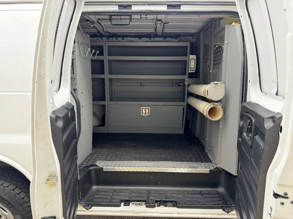 Used 2021 GMC Savana 2500 RWD image 21