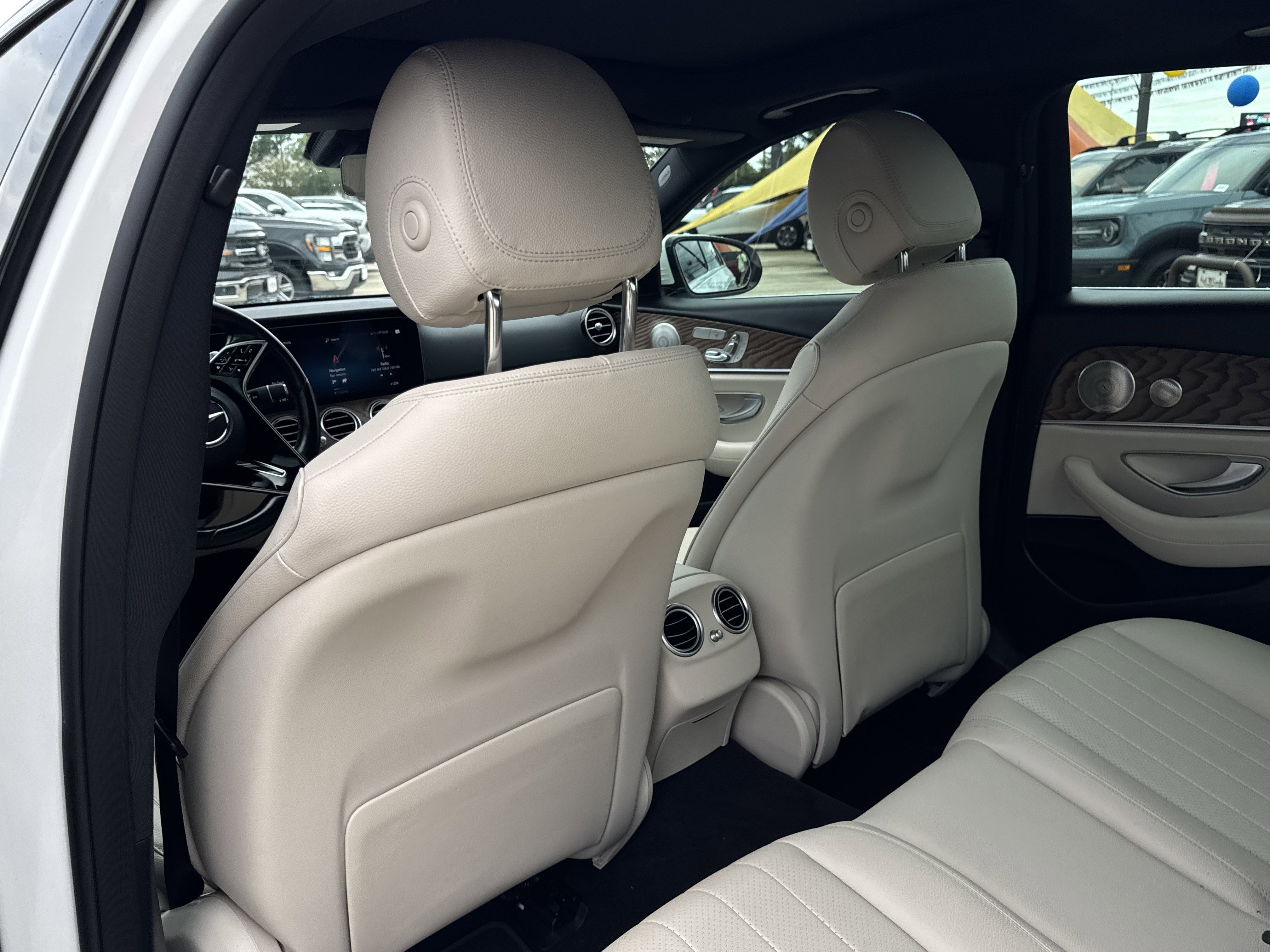 Used 2023 Mercedes-Benz E 450 4MATIC Sedan image 16