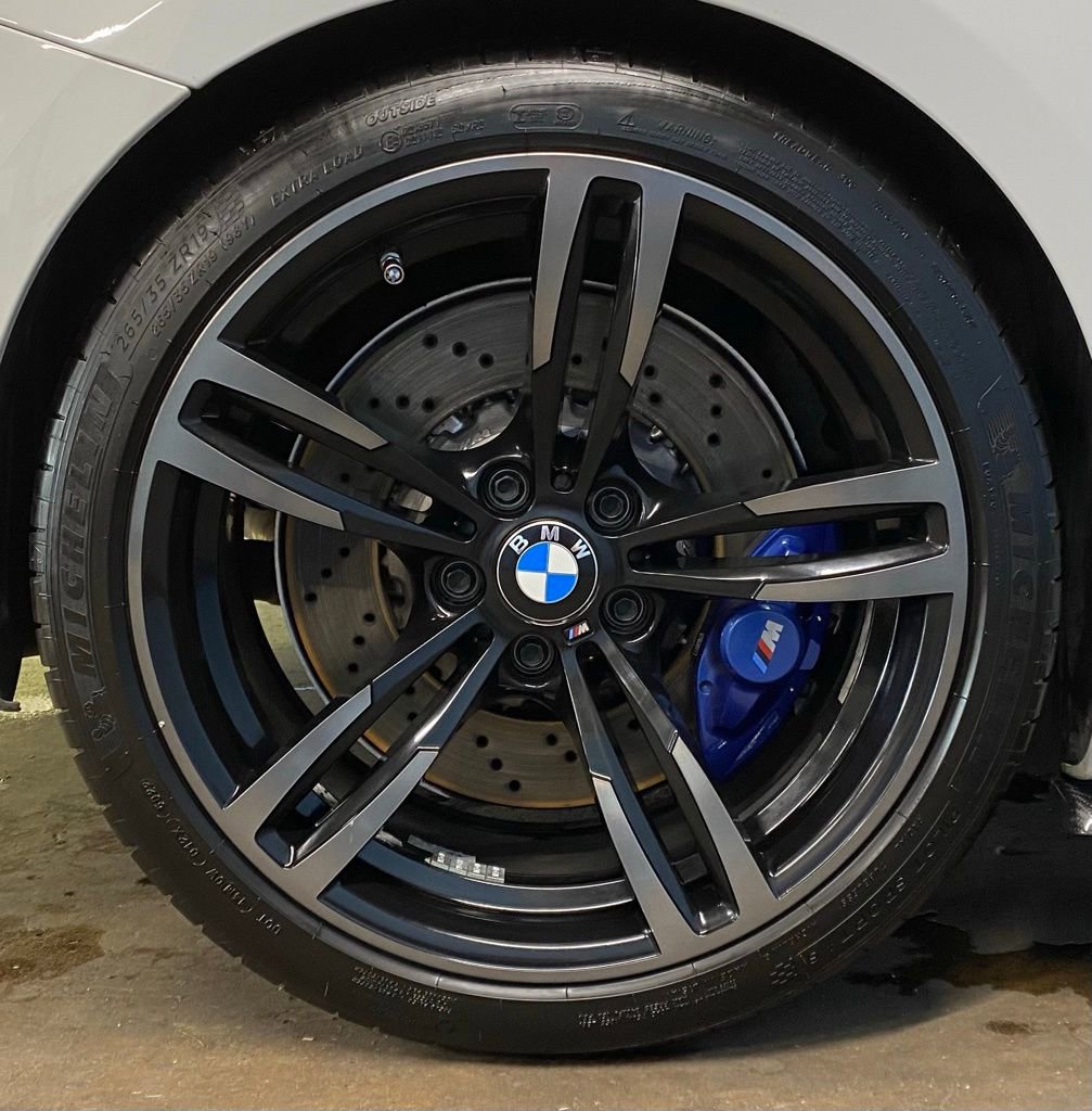 Used 2018 BMW M2 image 39