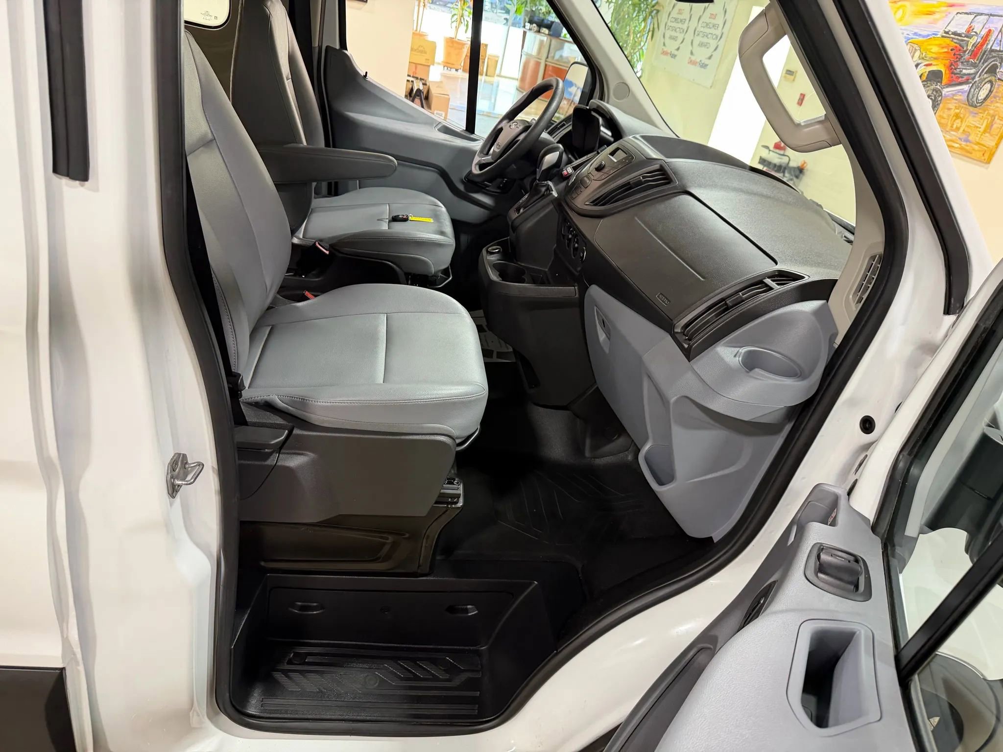 Used 2019 Ford Transit 150 148 Medium Roof image 31