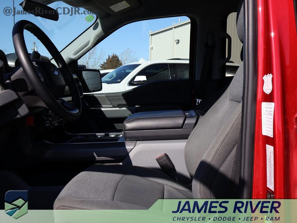 Used 2025 Ford F150 XLT w/ Equipment Group 301A Standard image 22