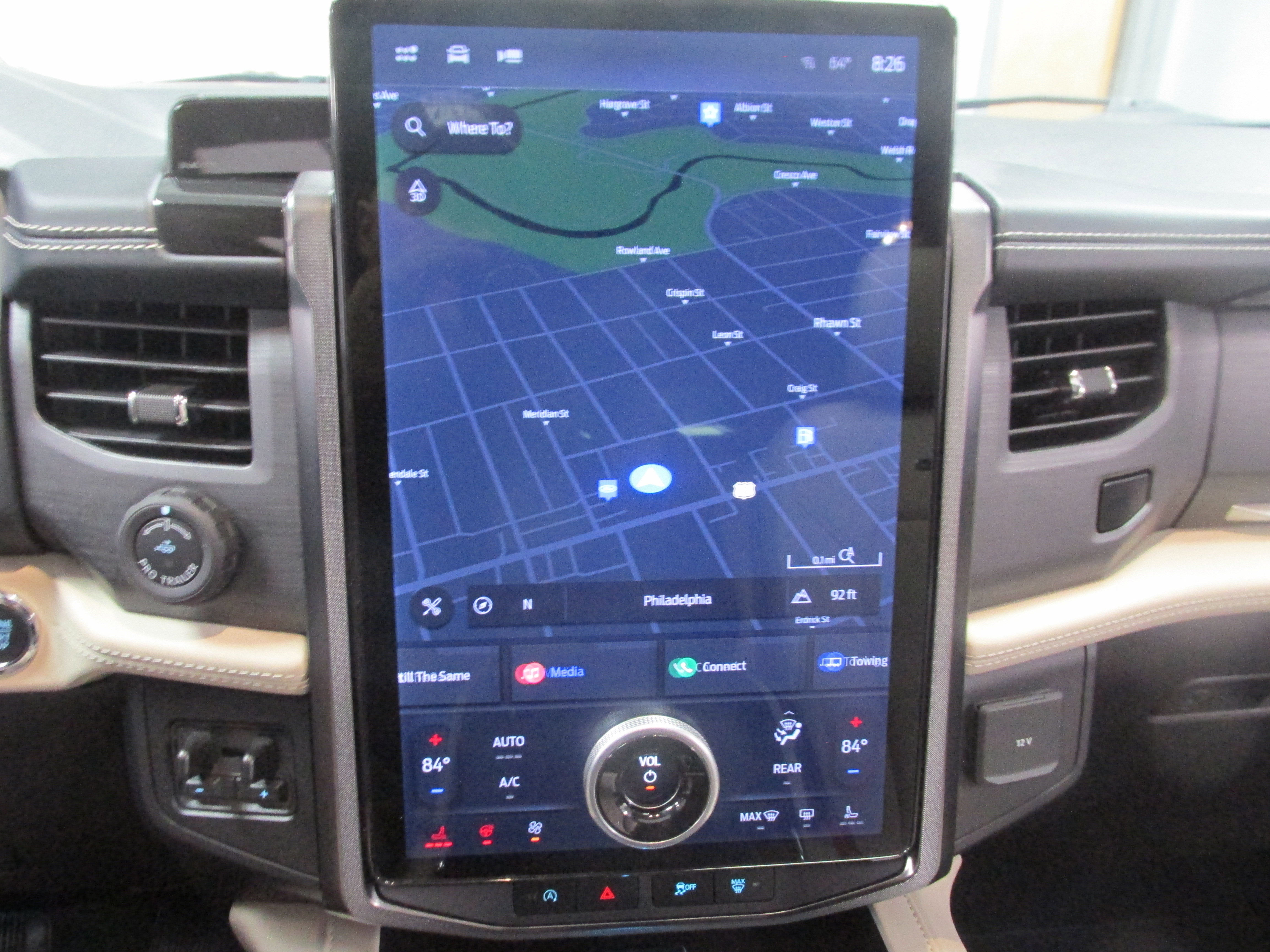 Used 2023 Ford Expedition Platinum image 40