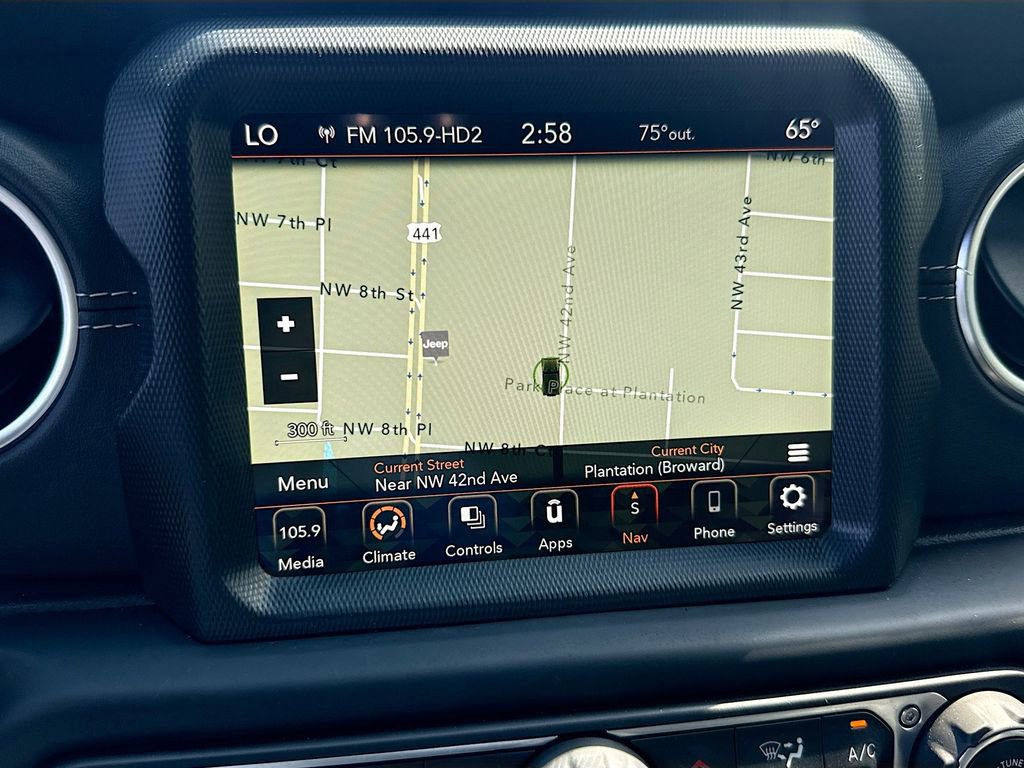 Used 2021 Jeep Wrangler Unlimited Sahara image 14