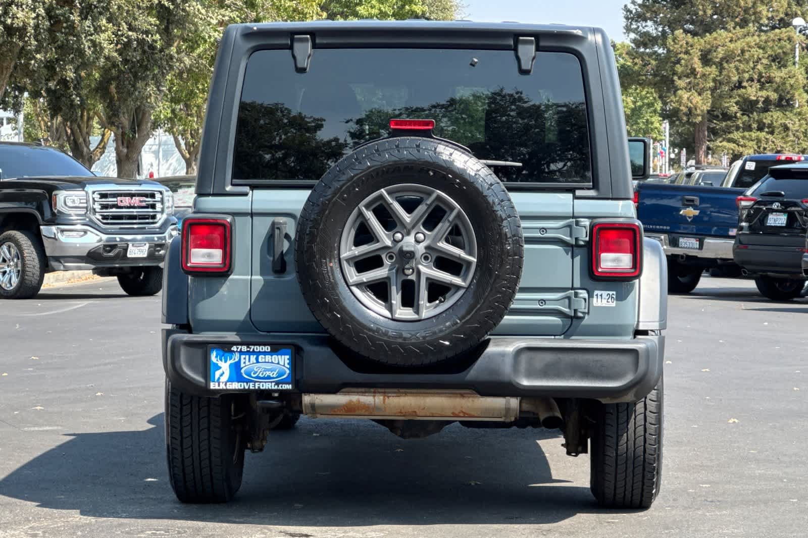 Used 2024 Jeep Wrangler Unlimited Sport AWD/4WD image 7