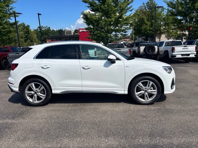 Certified 2024 Audi Q3 2.0T Premium Plus AWD/4WD image 4