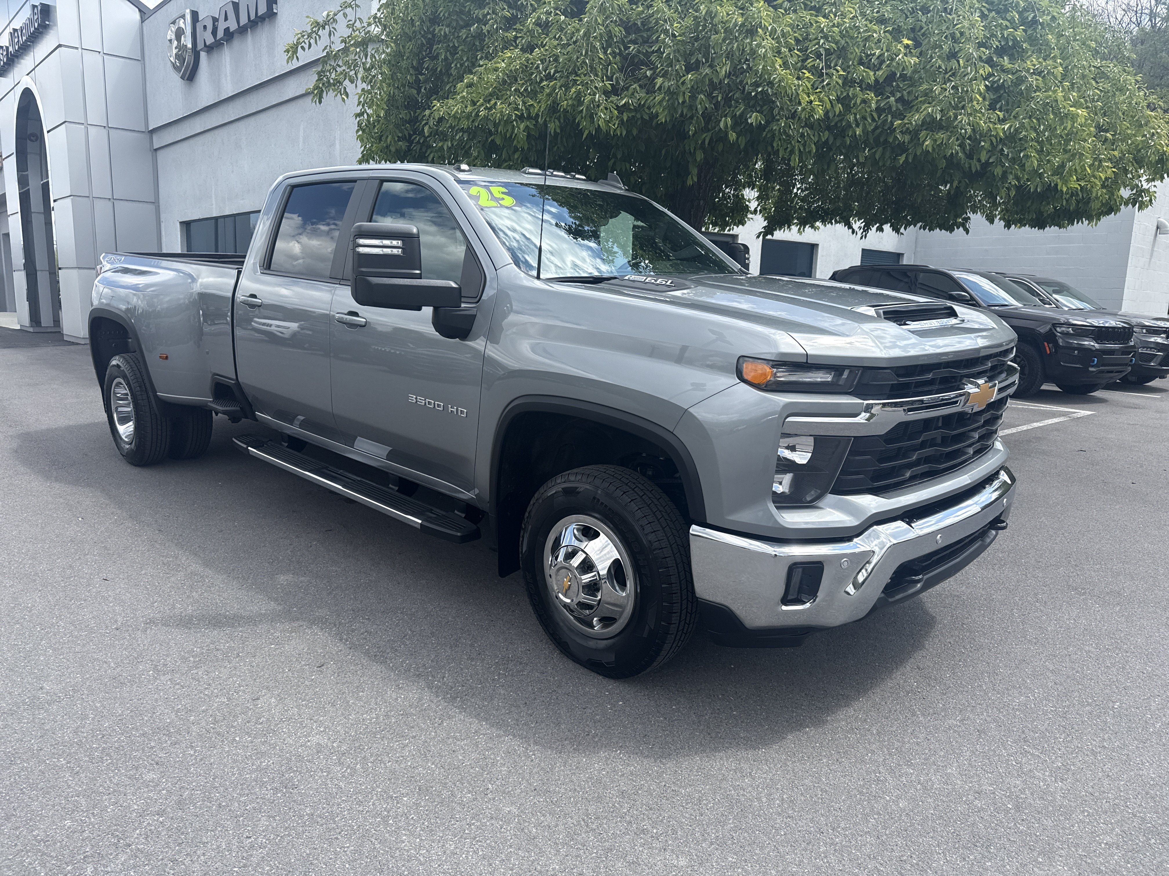 Used 2025 Chevrolet Silverado 3500 LT w/ All Star Edition