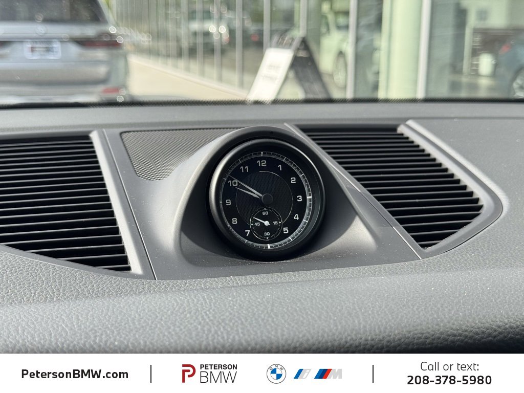 Used 2024 Porsche Macan image 30