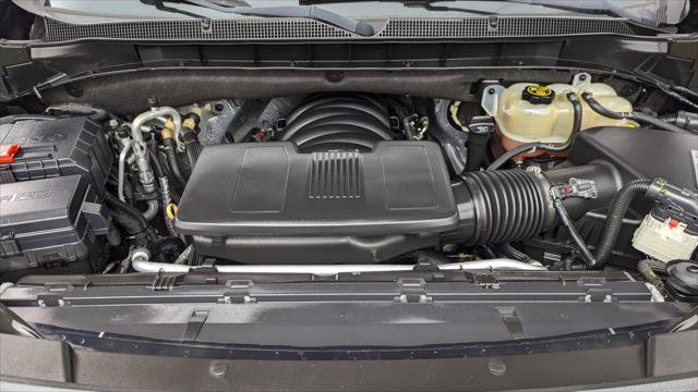 Used 2021 Chevrolet Suburban LT w/ LT Signature Package image 30