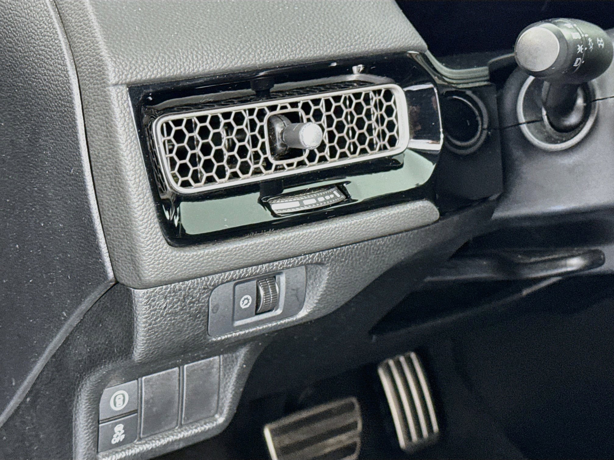 Certified 2024 Honda Civic Sport image 10